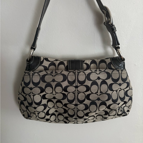 Coach Y2K SoHo Buckle Shoulder Bag - Picture 3 of 5